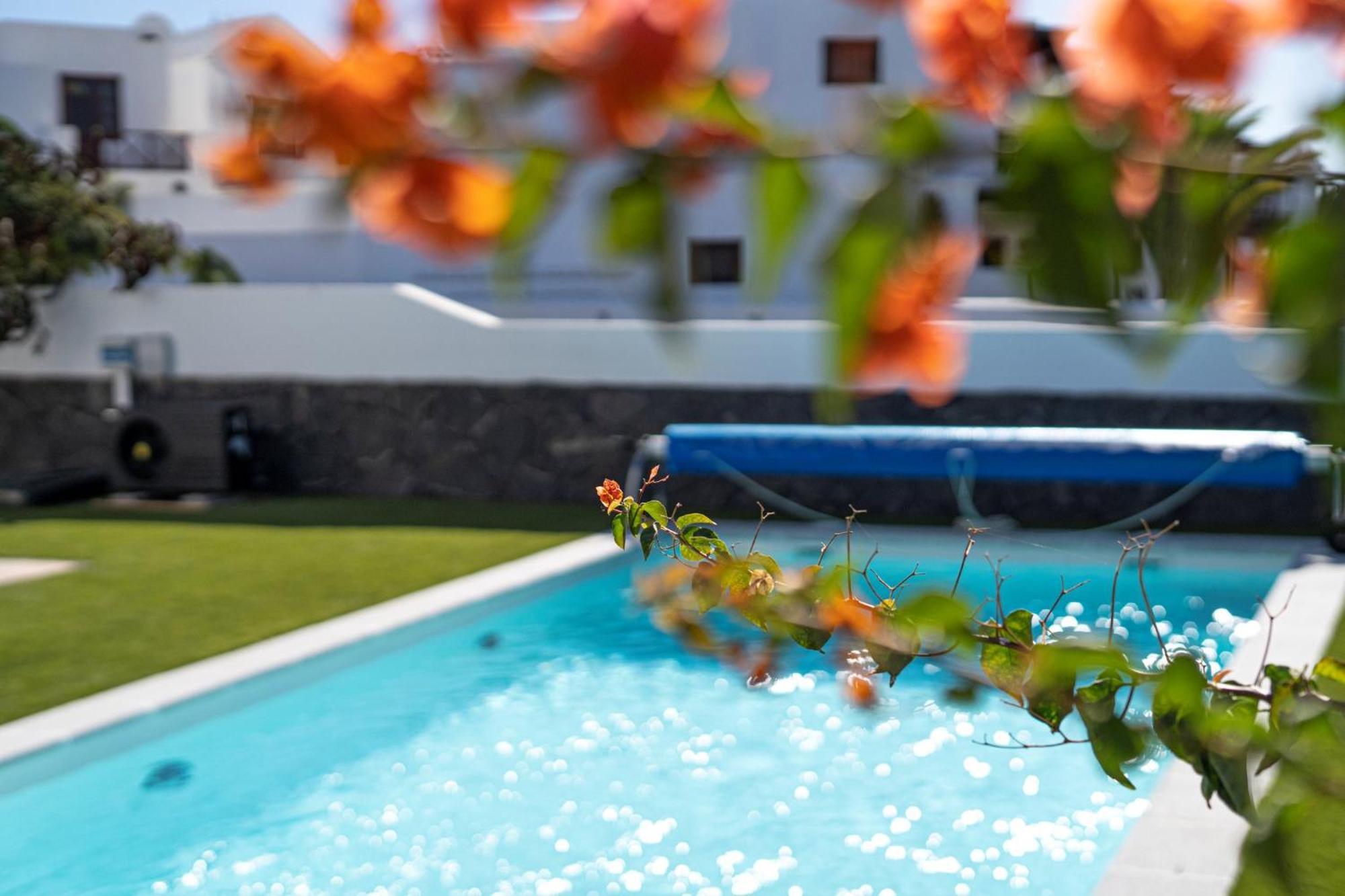 Beautiful Detached Lanzarote Villa 3 Bedrooms Villa Stacruz Bay Stunning Views Close To Amenities Playa Blanca Exterior foto